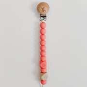 Jolie Pacifier Clip in Baby Pink