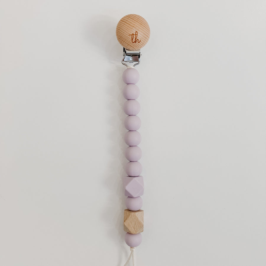 Jolie Pacifier Clip in Lavender Fog